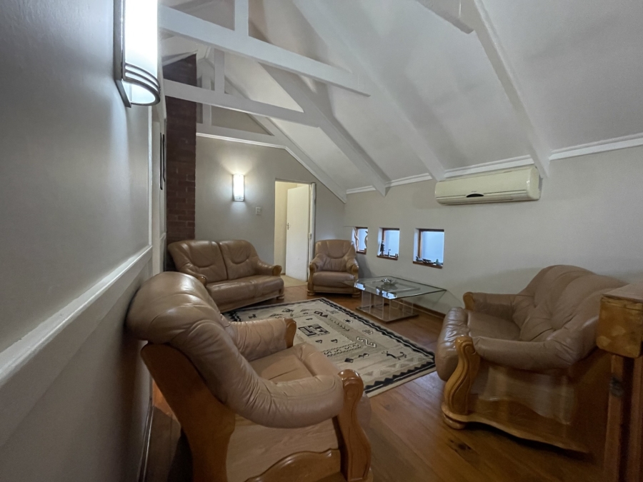 3 Bedroom Property for Sale in Pentagon Park Free State